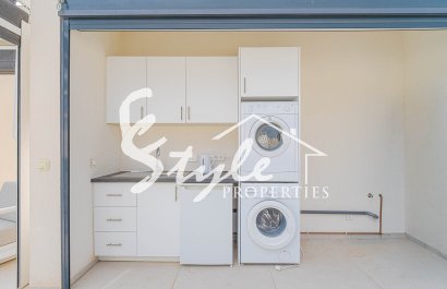 Resale - Villa - Punta Prima
