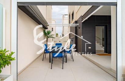 Resale - Villa - Punta Prima