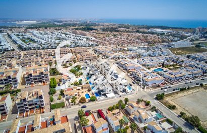 Resale - Villa - Punta Prima