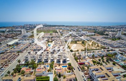Resale - Villa - Punta Prima