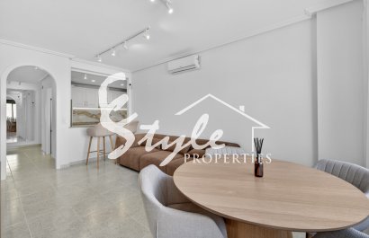 Resale - Apartamento - Orihuela-Costa - Campoamor