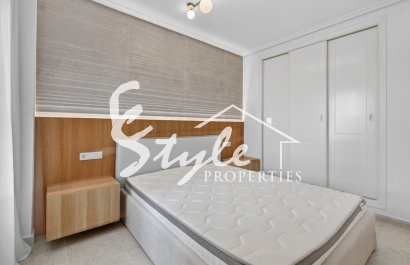 Resale - Apartamento - Orihuela-Costa - Campoamor