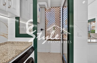 Resale - Apartamento - Orihuela-Costa - Campoamor