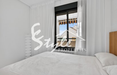 Resale - Apartamento - Orihuela-Costa - Campoamor