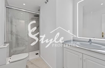 Resale - Apartamento - Orihuela-Costa - Campoamor