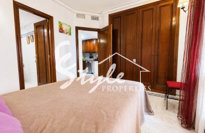 Resale - Apartamento - Torrevieja - Playa de los locos