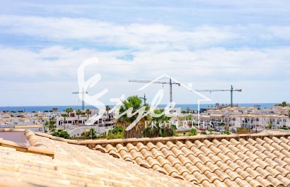 For Sale Penthouse of 2 Bedrooms with Private Solarium in La Ciñuelica, Punta Prima, Los Altos, Costa Blanca. ID2426