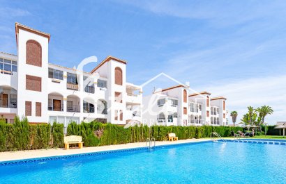 For Sale Penthouse of 2 Bedrooms with Private Solarium in La Ciñuelica, Punta Prima, Los Altos, Costa Blanca. ID2426