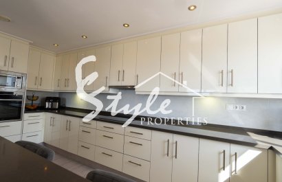 Resale - Apartamento - Orihuela-Costa - Villamartin