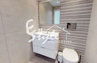 Resale - Apartamento - Torrevieja - Aguas Nuevas