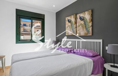 For Sale Modern Sunny Flat in La Zenia, Costa Blanca, Orihuela Costa. ID2191