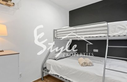 Resale - Apartamento - La Zenia