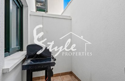 Resale - Apartamento - La Zenia