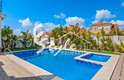 Resale - Apartamento - La Zenia