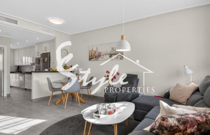 Townhouse of 3 Beds for Sale in Vista Azul XXII in Punta Prima, Costa Blanca, Spain. ID2218