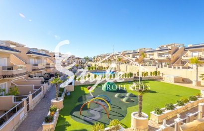 Townhouse of 3 Beds for Sale in Vista Azul XXII in Punta Prima, Costa Blanca, Spain. ID2218