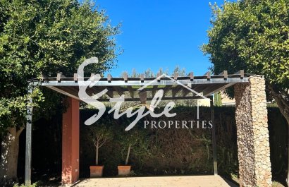 Resale - Villa - Dehesa de campoamor - Campoamor