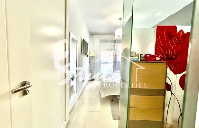 Resale - Apartamento - Punta Prima