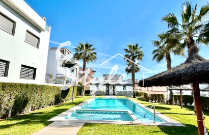 For Sale Modern Flat of 2 Bedrooms in Gated Community in Punta Prima, Costa Blanca, Spain. ID2220