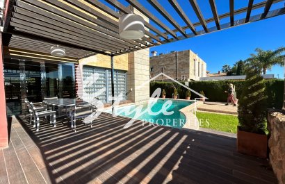 Resale - Villa - Dehesa de campoamor - Campoamor