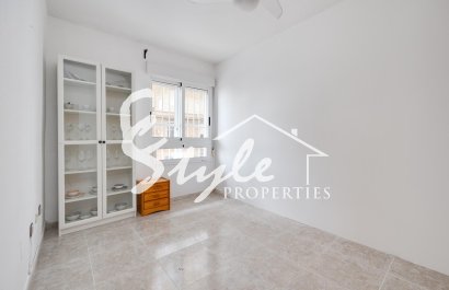 Resale - Apartamento - Torrevieja