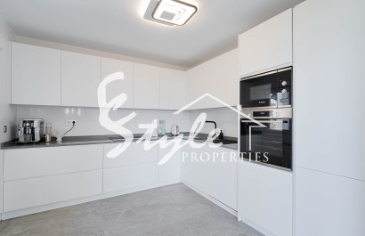 Resale - Villa - Los Balcones