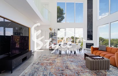 Resale - Villa - Los Balcones