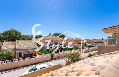 For Sale One-Level Detached Villa with Private Pool in Punta Prima, Costa Blanca, Spain. ID2435