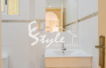 Resale - Villa - Punta Prima