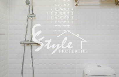 Resale - Villa - Punta Prima