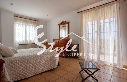 Reventa - Villa - Elche - La Hoya