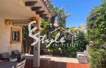 Reventa - Villa - Villamartín - La Regia