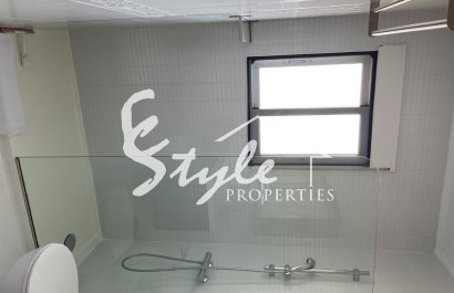 Reventa - Villa - Villamartín - La Regia