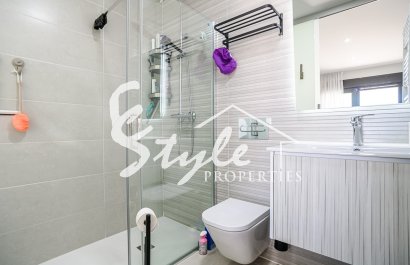 Resale - Apartamento - Torrevieja - Los Balcones