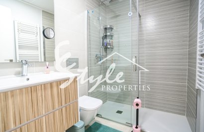 Resale - Apartamento - Torrevieja - Los Balcones