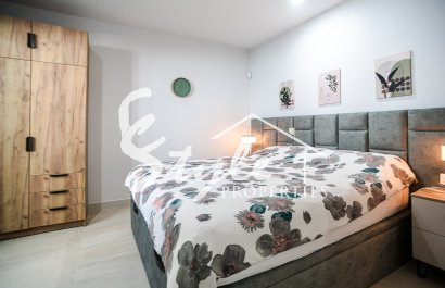Resale - Apartamento - Torrevieja - Los Balcones