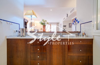 Resale - Apartamento - Punta Prima