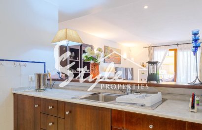 Resale - Apartamento - Punta Prima