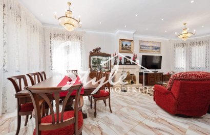 Resale - Villa - Dahesa de Campoamor