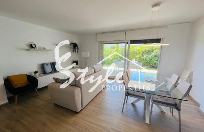 Resale - Apartamento - Entre Naranjos - Vistabella Golf