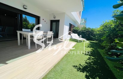 Resale - Apartamento - Entre Naranjos - Vistabella Golf
