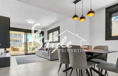 Resale - Apartamento - Orihuela-Costa - Los Dolses