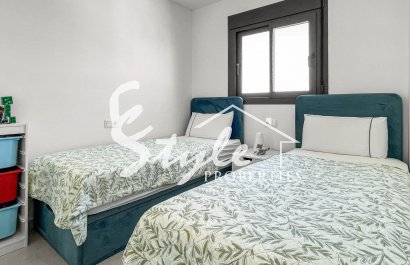 Resale - Apartamento - Orihuela-Costa - Los Dolses