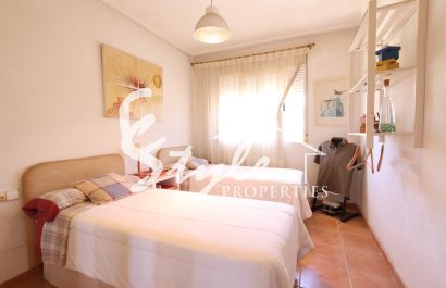 Resale - Villa - Punta Prima