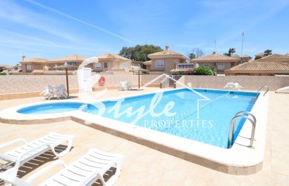 Resale - Villa - Punta Prima