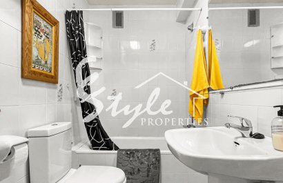 Resale - Apartamento - Torrevieja - Mar Azul