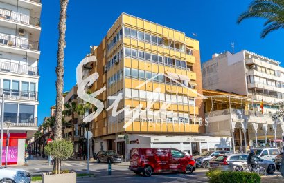 Resale - Apartamento - Torrevieja - Centro - Muelle Pesquero