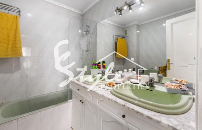Resale - Apartamento - Torrevieja - Centro - Muelle Pesquero
