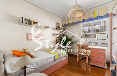 Resale - Apartamento - Torrevieja - Centro - Muelle Pesquero