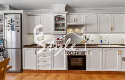 Resale - Apartamento - Torrevieja - Centro - Muelle Pesquero